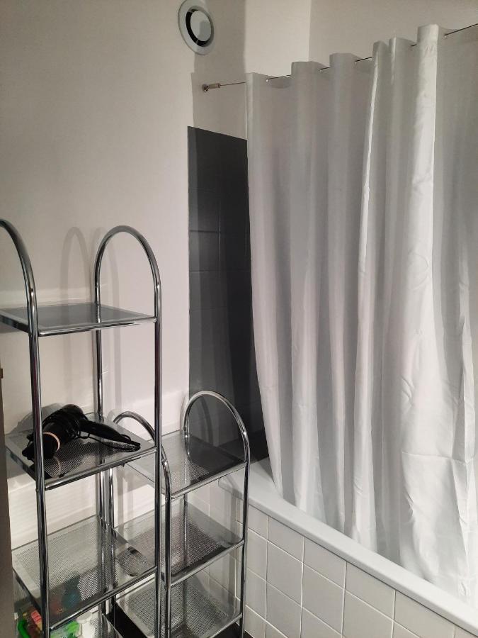 Superbe appartement pour 2, au cœur de l'Ariège! Ussat Esterno foto