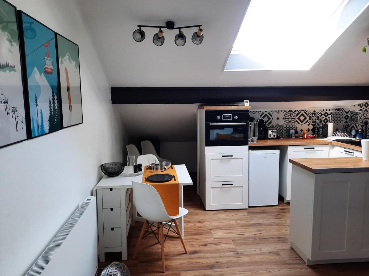 Superbe appartement pour 2, au cœur de l'Ariège! Ussat Esterno foto
