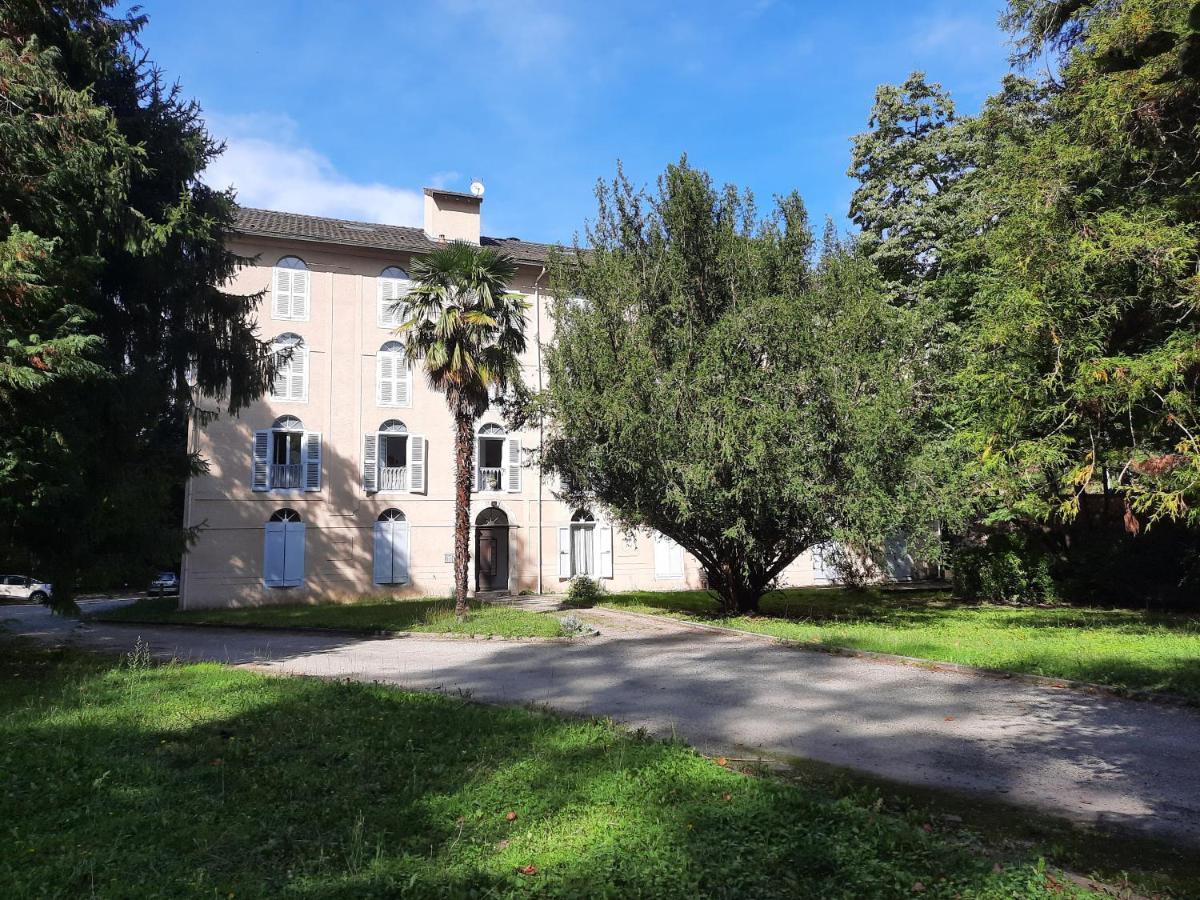 Superbe appartement pour 2, au cœur de l'Ariège! Ussat Esterno foto
