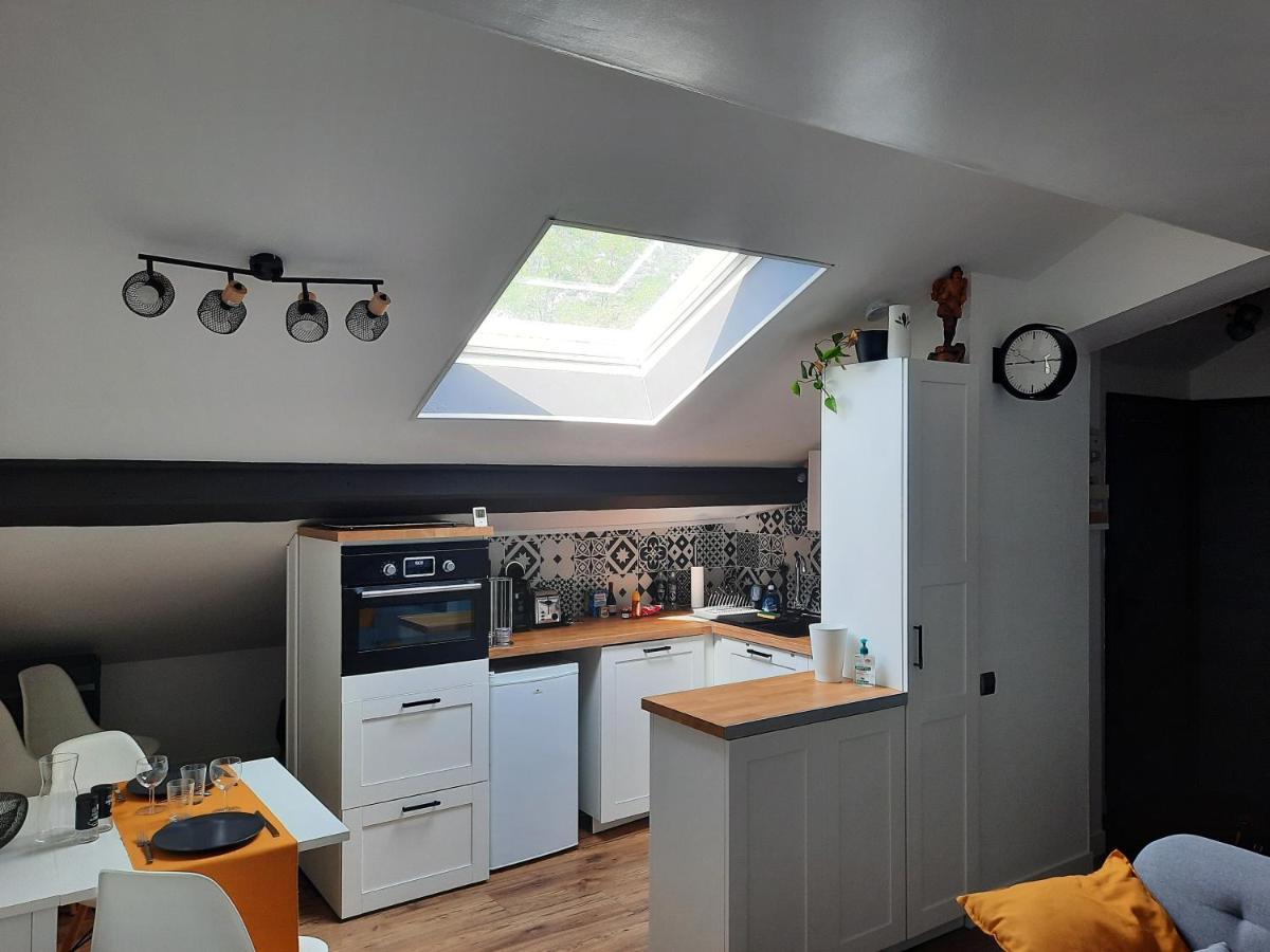 Superbe appartement pour 2, au cœur de l'Ariège! Ussat Esterno foto