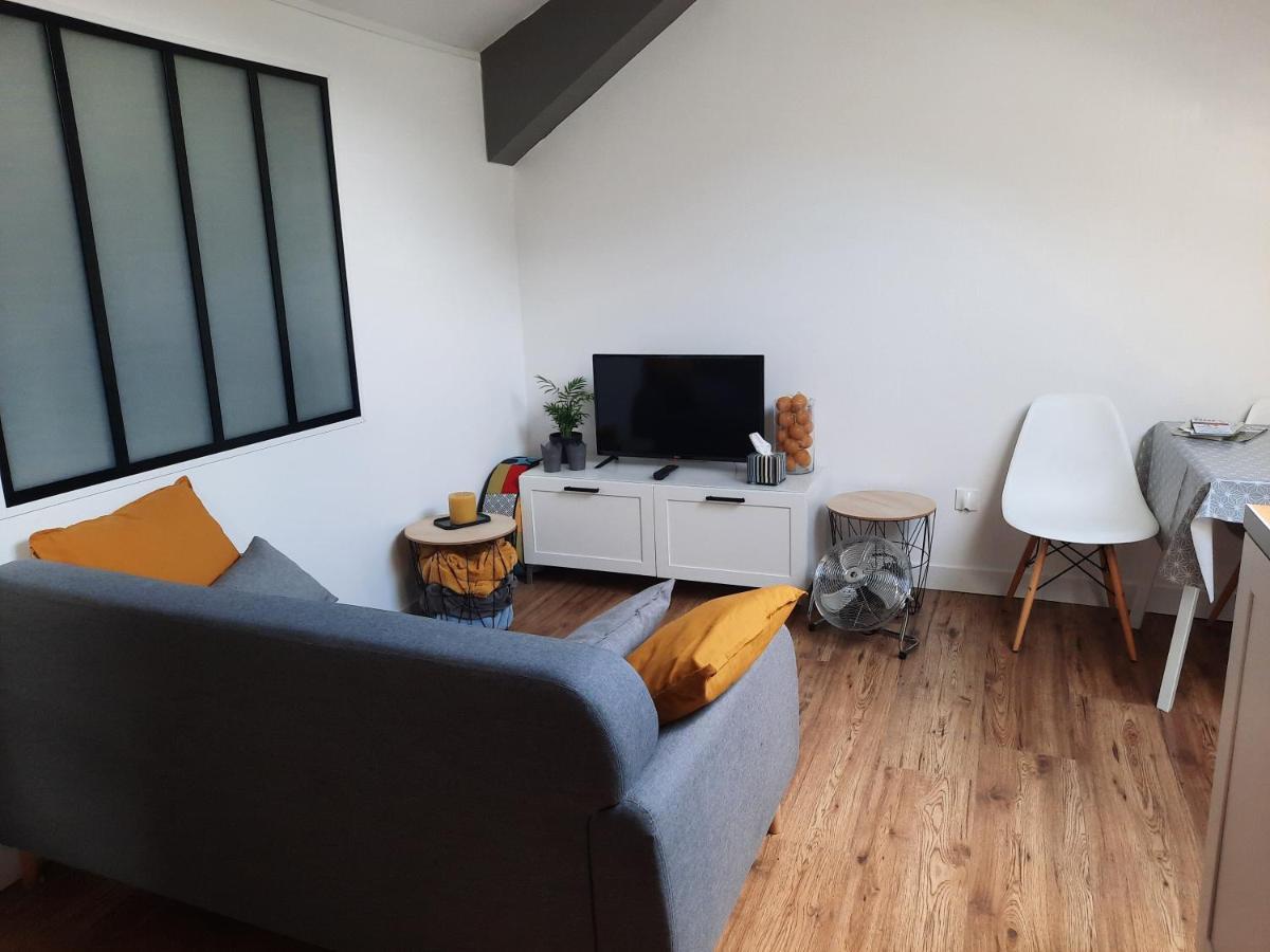 Superbe appartement pour 2, au cœur de l'Ariège! Ussat Esterno foto